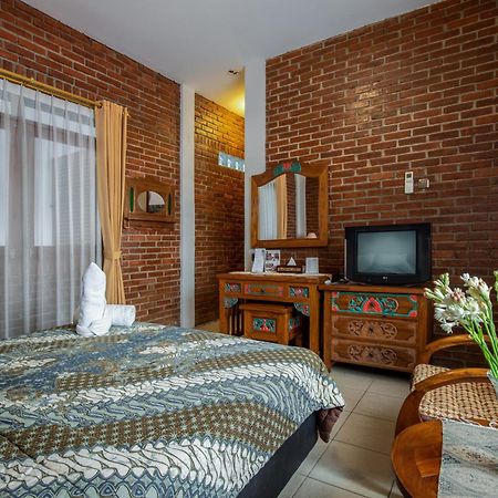Sekararum Butik Syariah Guesthouse Bandung Extérieur photo