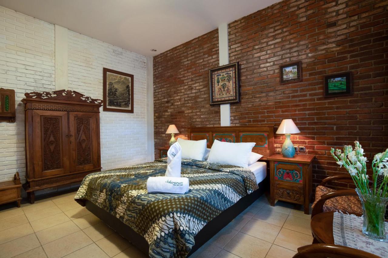 Sekararum Butik Syariah Guesthouse Bandung Extérieur photo