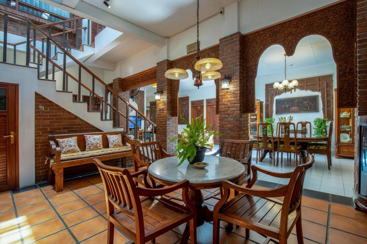 Sekararum Butik Syariah Guesthouse Bandung Extérieur photo