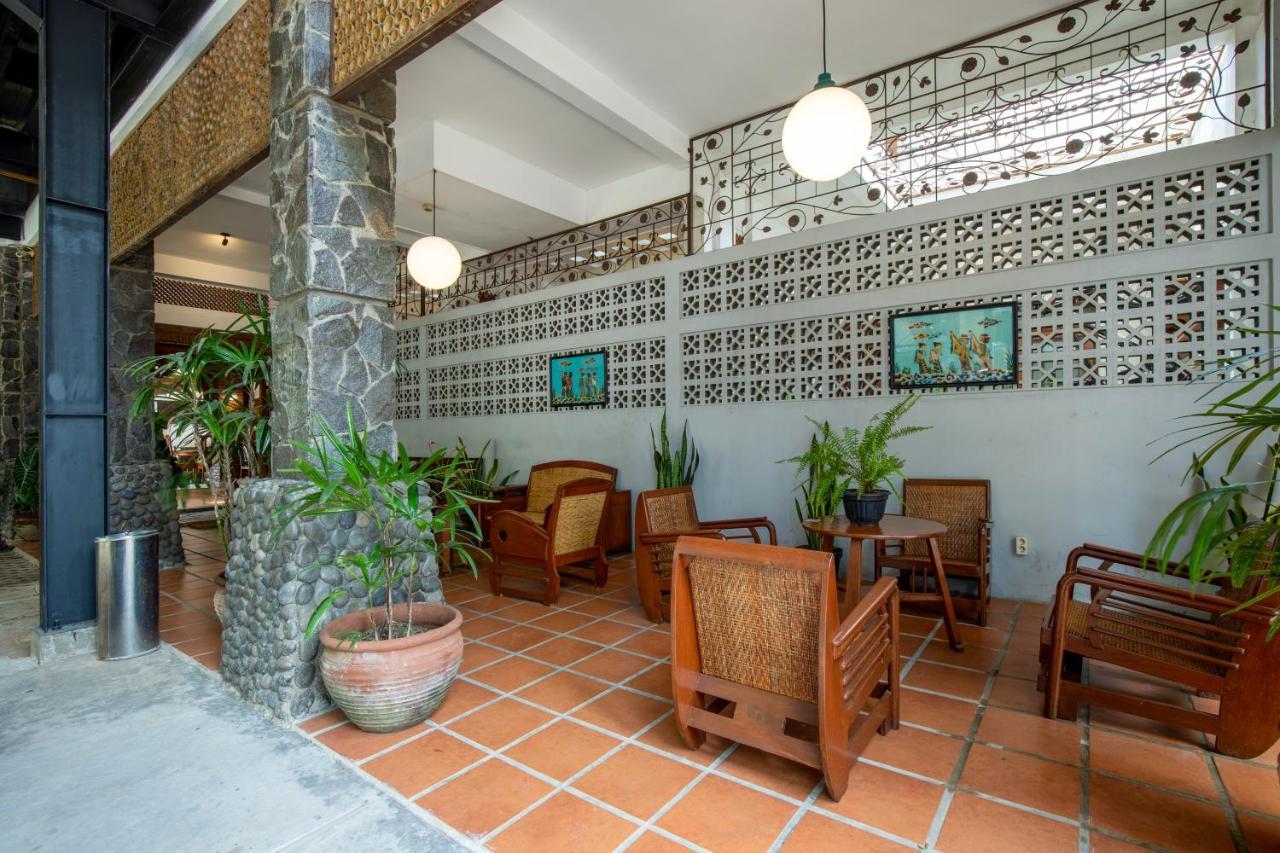 Sekararum Butik Syariah Guesthouse Bandung Extérieur photo