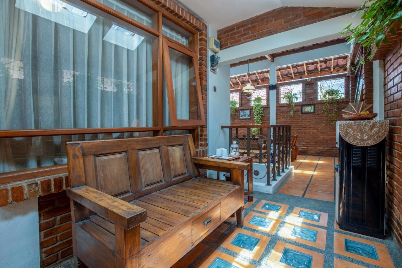 Sekararum Butik Syariah Guesthouse Bandung Extérieur photo