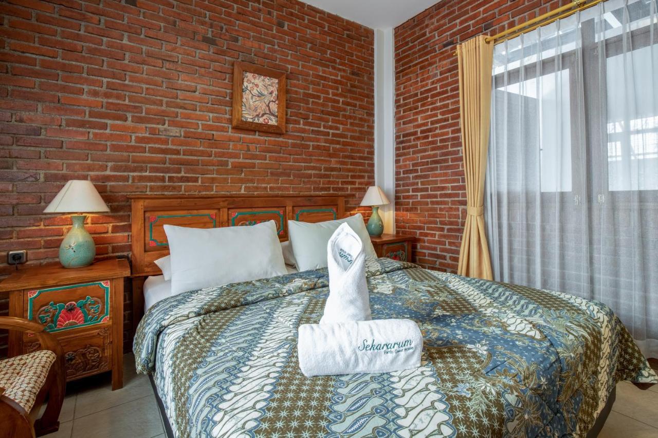 Sekararum Butik Syariah Guesthouse Bandung Extérieur photo