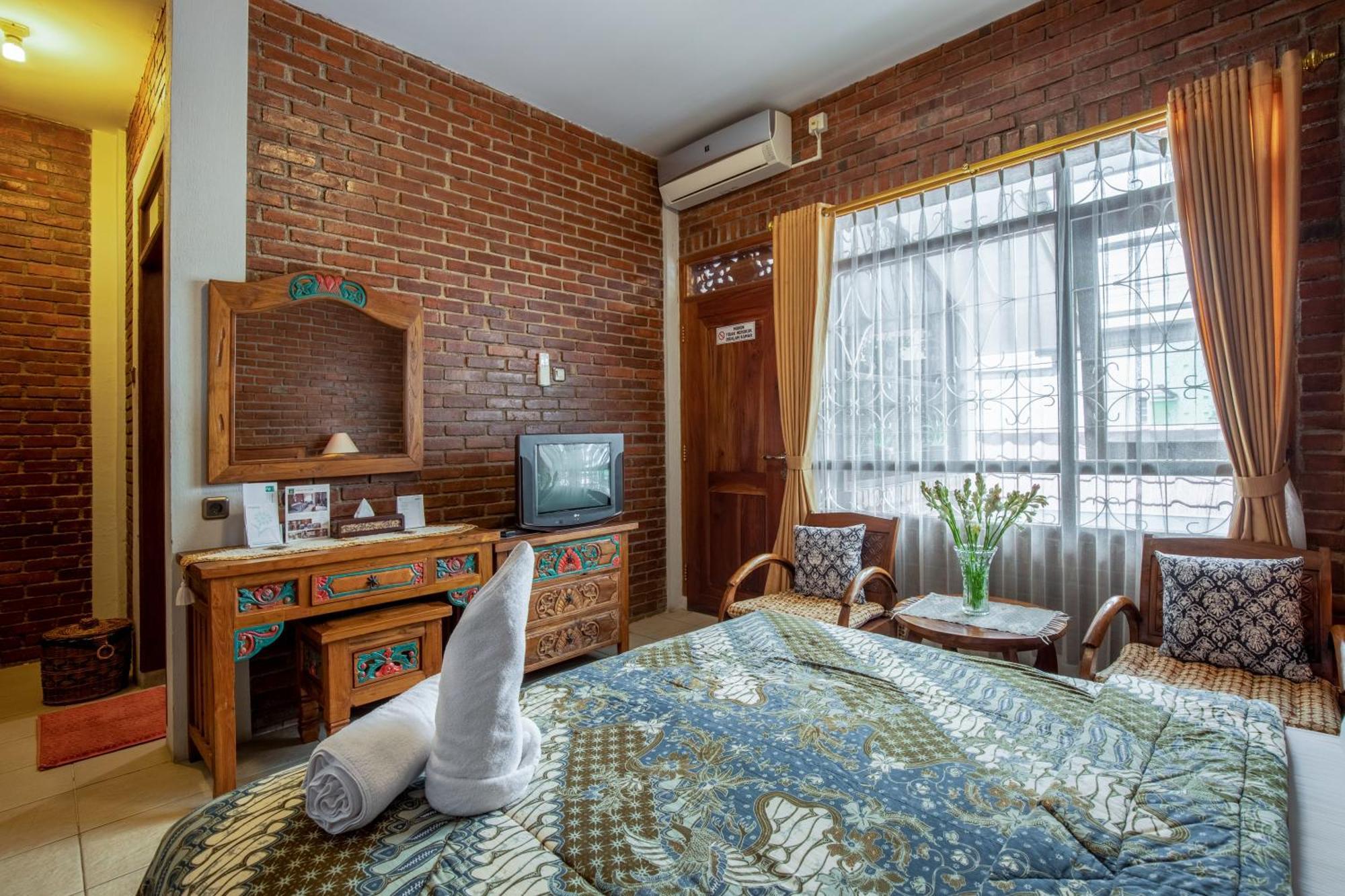 Sekararum Butik Syariah Guesthouse Bandung Extérieur photo